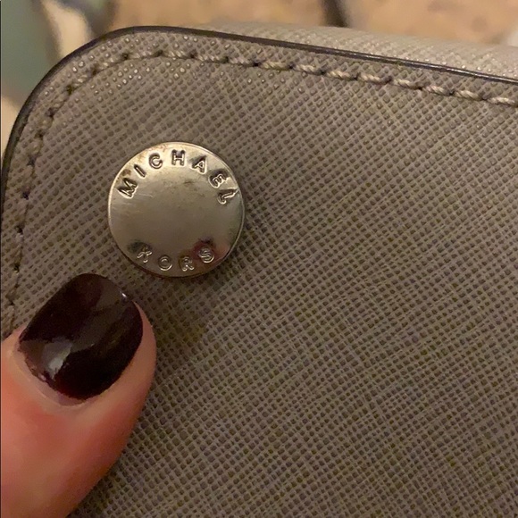 Light gray Michael Kors purse - Picture 8 of 16